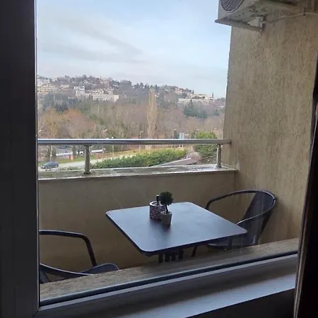 Διαμέρισμα радост